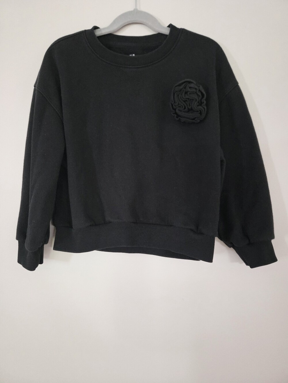 Gap Kids Black Crewneck Sweatshirt with Rosette Detail 6/7